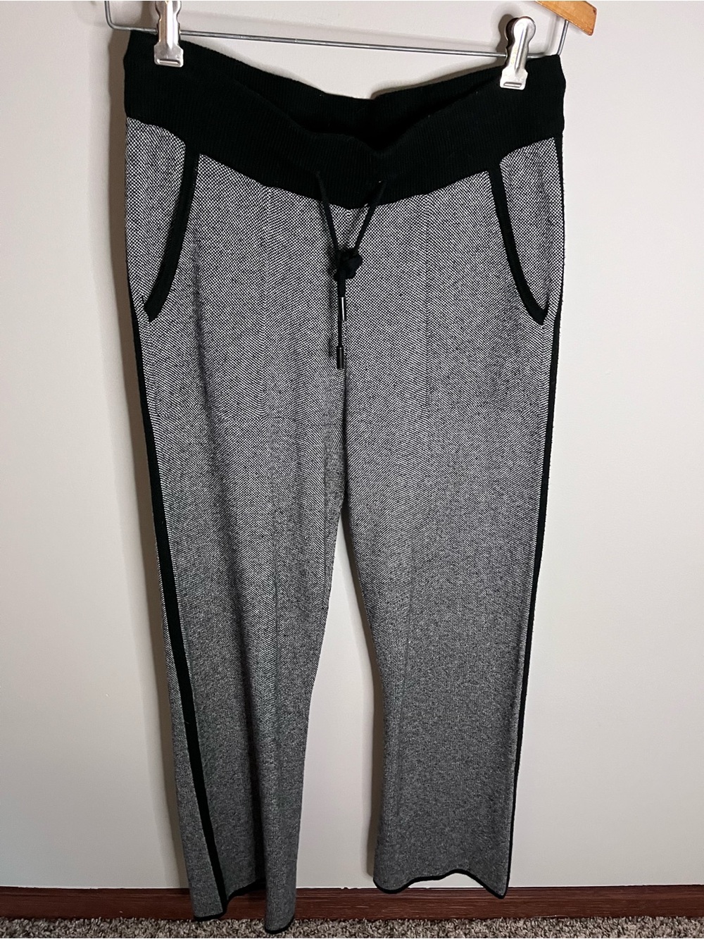Retreat by Rhonda Shear Black White Knit Lounge Pants Drawstring Pockets Medium